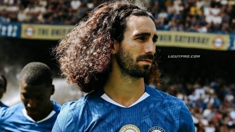Ditarik Keluar di Awal Laga Chelsea vs Aston Villa, Seberapa Parah Cedera Marc Cucurella?